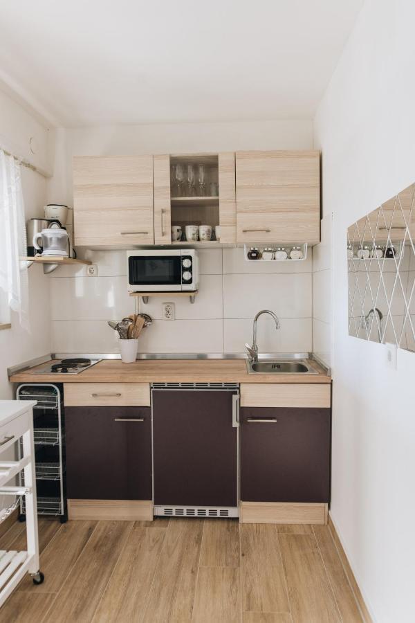 Apartmani Marina Porec Bagian luar foto